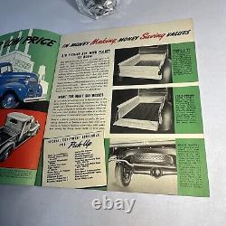 1940 PLYMOUTH Commercial Cars ORIGINAL Color Catalog Brochure MUST SEE! RARE