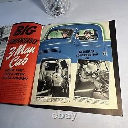 1940 PLYMOUTH Commercial Cars ORIGINAL Color Catalog Brochure MUST SEE! RARE