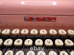1950's Royal Quiet De Luxe Typewriter In Case- Superb- Clean- Must See