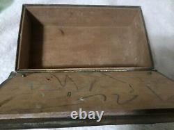 Antique WUMAK Arts & Crafts Copper Horses Horseshoe Cigar Trinket Box MUST SEE