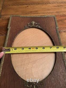 BEAUTIFUL Antique Picture Frame- Wooden Oval Cutout Ornate Border MUST See, Read