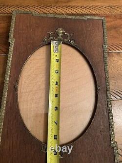 BEAUTIFUL Antique Picture Frame- Wooden Oval Cutout Ornate Border MUST See, Read