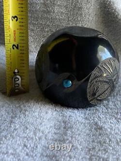 Beautiful Tom Tapia San Juan Pueblo Black Pottery Small Vase MUST SEE