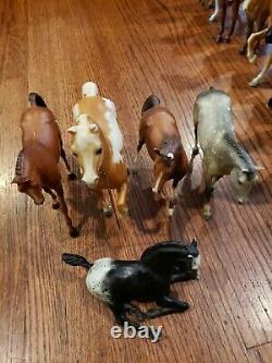 Breyer Horses Huge Lot Of 13 Mixed Horses MUST SEE and PLEASE READ