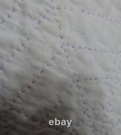 Gorgeous VINTAGE Hand Stitched LILAC QUILT MUST SEE quite large