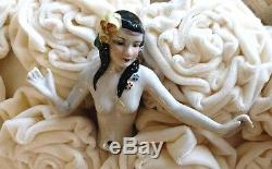 Half Doll Outstanding Pose With Arms Out Vintage & Perfect Cond Must See