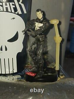 Huge Punisher Lot, Must See! Figures, Cup, Signed Hat, 30+ Comics