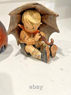 Hummel Goebel Artist Signed figurine 152/0 A B Girl Boy Umbrella Must SEE label