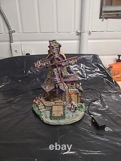 Lemax Spooky Town Haunted Windmill # 85667 Brand New LED Enhanced Must See