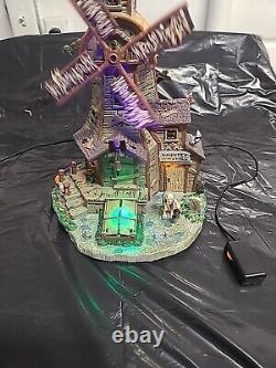 Lemax Spooky Town Haunted Windmill # 85667 Brand New LED Enhanced Must See