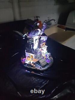 Lemax Spooky Town Haunted Windmill # 85667 Brand New LED Enhanced Must See