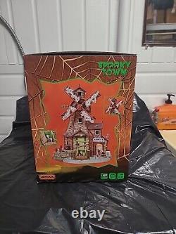 Lemax Spooky Town Haunted Windmill # 85667 Brand New LED Enhanced Must See