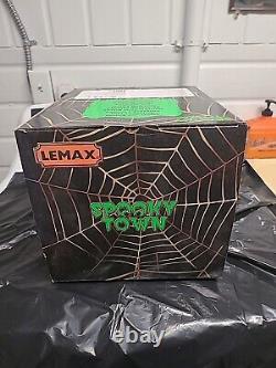 Lemax Spooky Town Haunted Windmill # 85667 Brand New LED Enhanced Must See