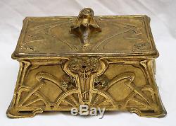 MAGNIFICENT 19 Th c ART NOUVEAU FRENCH BRONZE BOX SIGNED. MUST SEE
