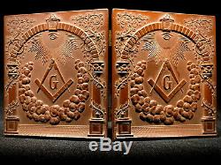 MINTY MASONIC THERMOPLASTIC CASE With 2 HIGHLY TINTED AMBRO PORTRAITS MUST SEE