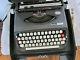 Montgomery Wards Signature 440T Manual Typewriter Gray, MUST SEE MINT MINT, READ