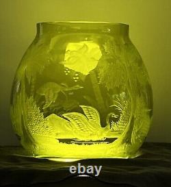 Must See! Brilliant Period Cut Glass Intaglio Vase Webb Moser Baccarat