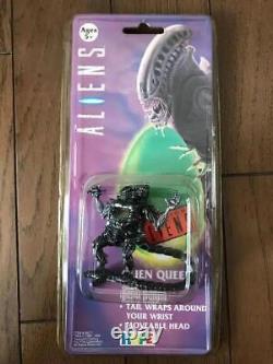 Must-See For Enthusiasts Aliens Watch Alien Figure