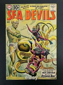 SEA DEVILS #1 VERY SHARP! (DC, 1961) Grey tone Cover! MUST-SEE