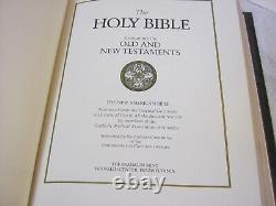 The Franklin Mint Family Heirloom Holy Bible, Beautiful Condition Must See