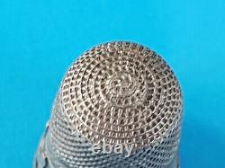 Ultra rare intact 16/17 hundreds solid silver thimble A must see description L9p