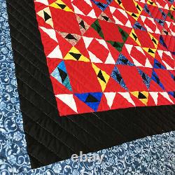 Unique Graphic Scrap Triangles FINISHED QUILT Must See, wonderful quilting