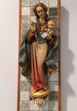 Vintage Mary And Baby Jesus Wall Icon Figurine On Tiled Plaque MUST SEE
