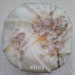 Wave Crest Swirl Glass Opal Ware Powder Dresser Box 5 3/8 Beautiful, Must See