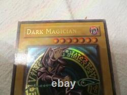 Yugioh Dark magician SDY-E005 Card must see